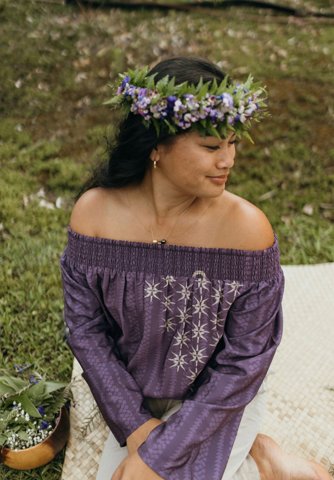 PUA LILI'U LONG SLEEVE SMOCKING TOP (purple)