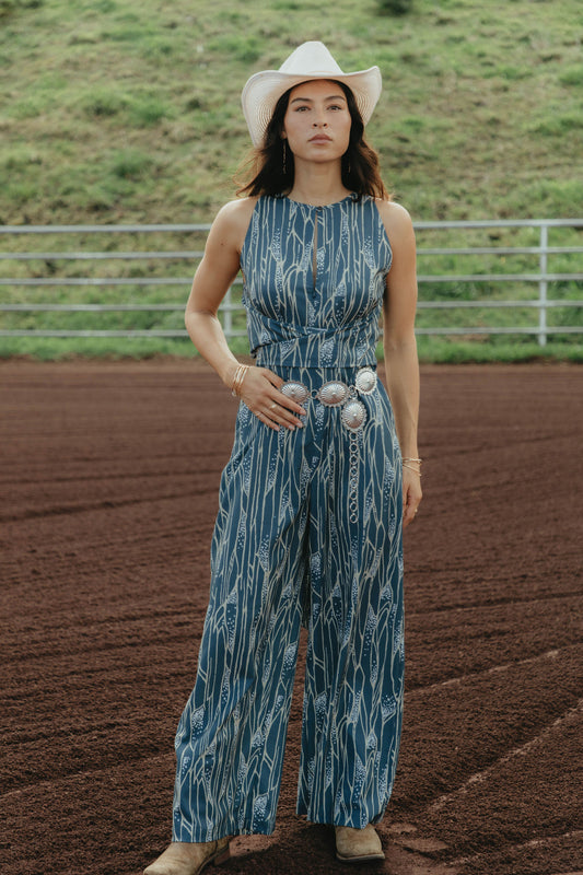 KUMUOLA HIGH-NECK SLEEVELESS JUMPSUIT