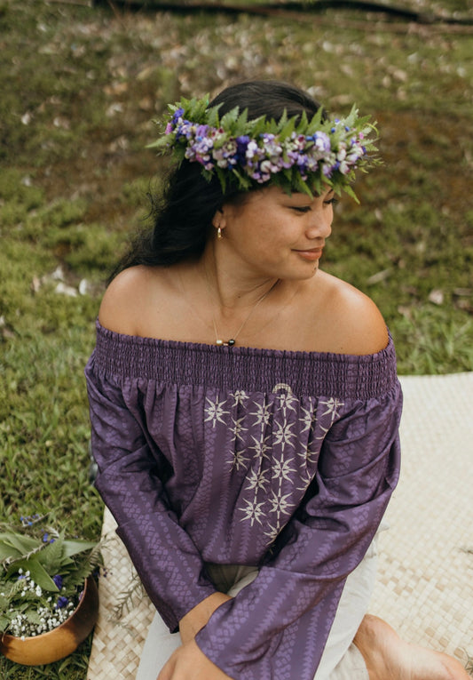 PUA LILI'U LONG SLEEVE SMOCKING TOP (purple)