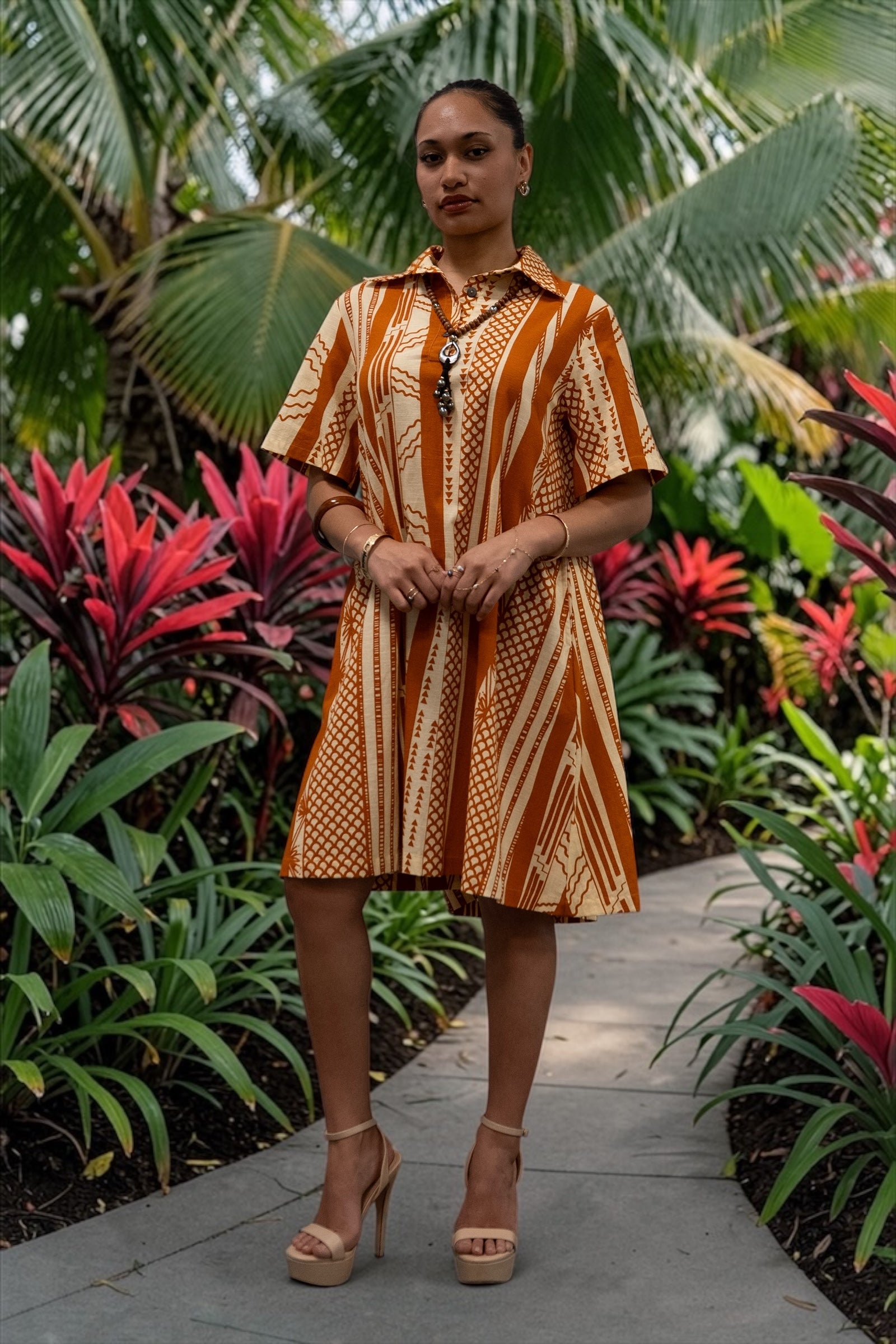 MOANANUI KAHELELANI DRESS